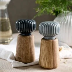 Kähler Hammershøi Spice Mill Small, Antracit Grey -Dorre Verkoop kahler hammershi grinder h145 dark green 8